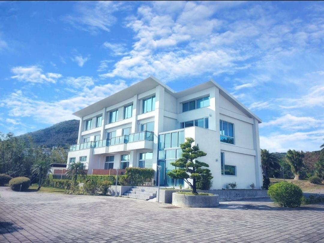墾丁椰林 海灘文旅 Hotel Cape Eluanbi Eksteriør billede