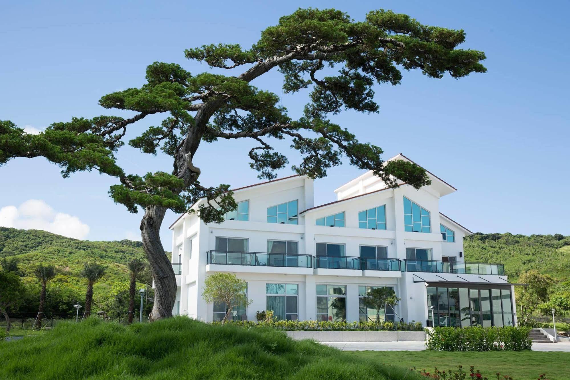 墾丁椰林 海灘文旅 Hotel Cape Eluanbi Eksteriør billede